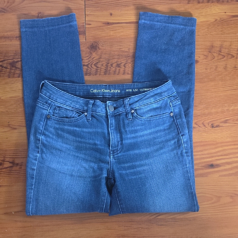 Calvin Klein Women's Ultimate Skinny Jeans